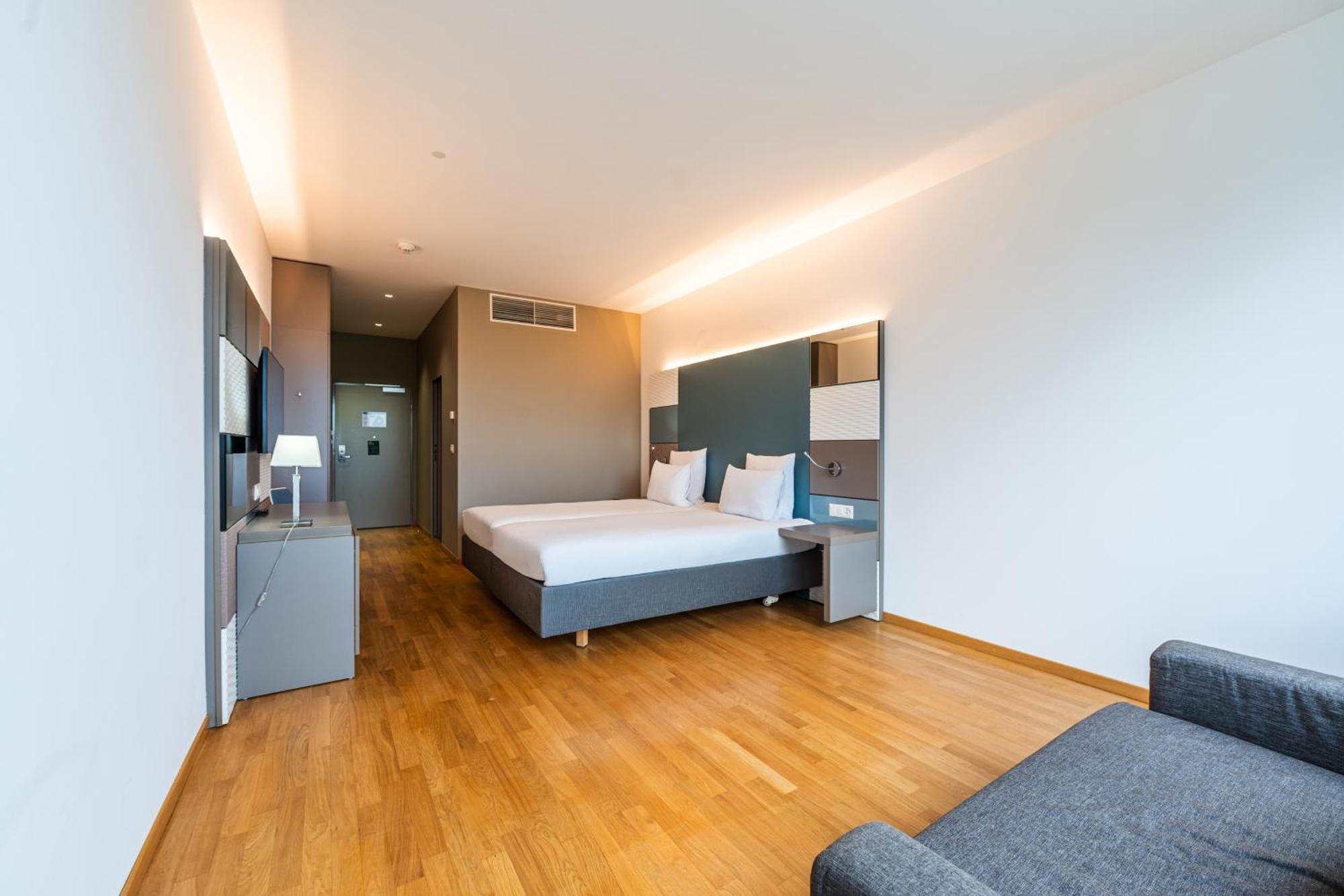 B&B Hotel Lausanne Crissier Ngoại thất bức ảnh