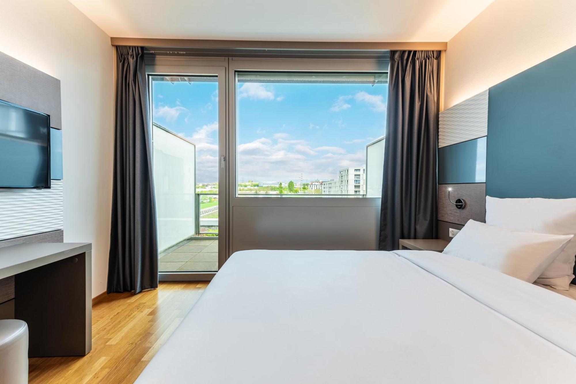 B&B Hotel Lausanne Crissier Ngoại thất bức ảnh